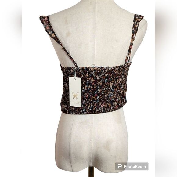 Supernatural by Secret Mission Black Floral Crop Top NWT - Picture 5 of 7